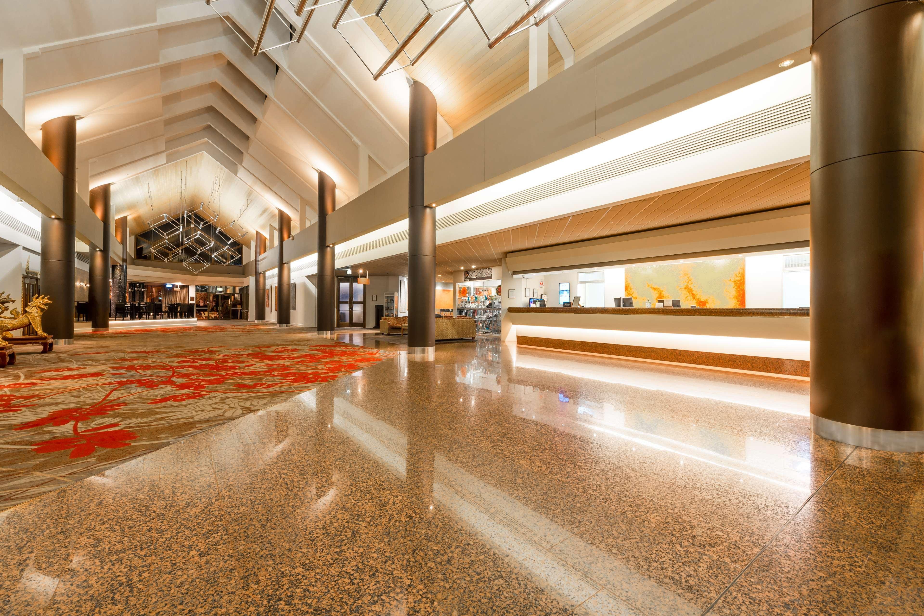 Doubletree By Hilton Alice Springs Hotel Exterior photo